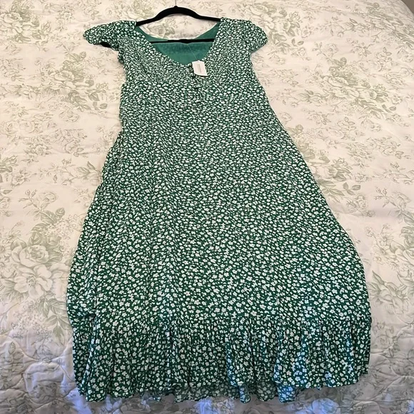 banana republic green floral dress Kayler Ruched Tier Maxi main image 0